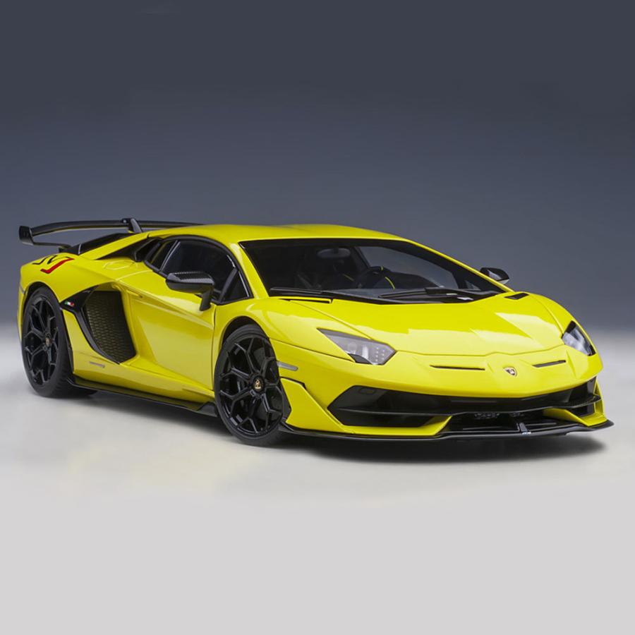 Lamborghini（ランボルギーニ） ミニカー 1/18 アヴェンタドール SVJ