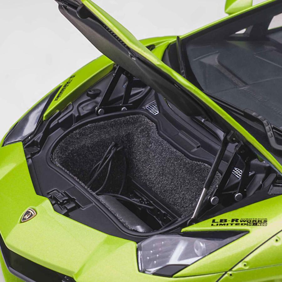 Lamborghini（ランボルギーニ） ミニカー 1/18 アヴェンタドール