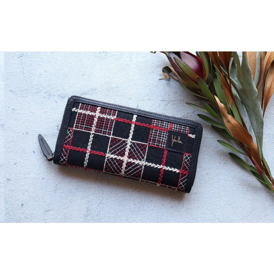 Sybilla（シビラ） 長財布 ラウンドファスナー 綿×牛革 チェック柄