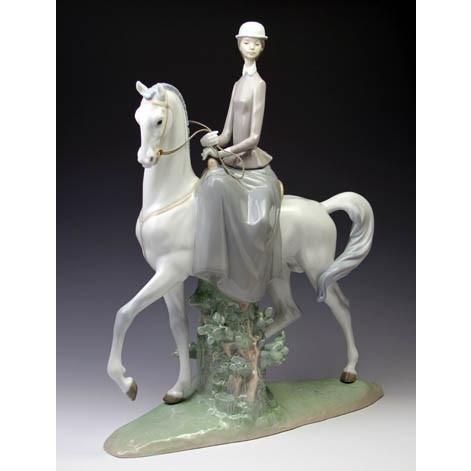 LLADRO（リヤドロ） リヤドロ（Lladro リアドロ 陶器人形 置物） 乙女