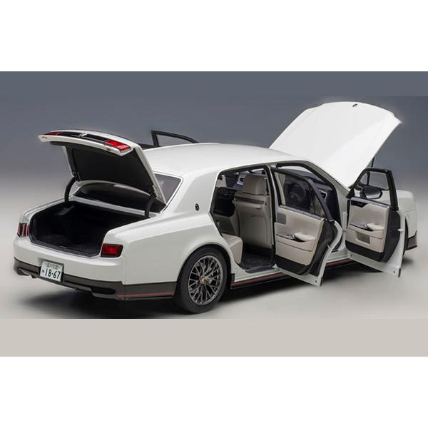 オートアート 1/18 トヨタ センチュリー GRMN (パール。ホワイト