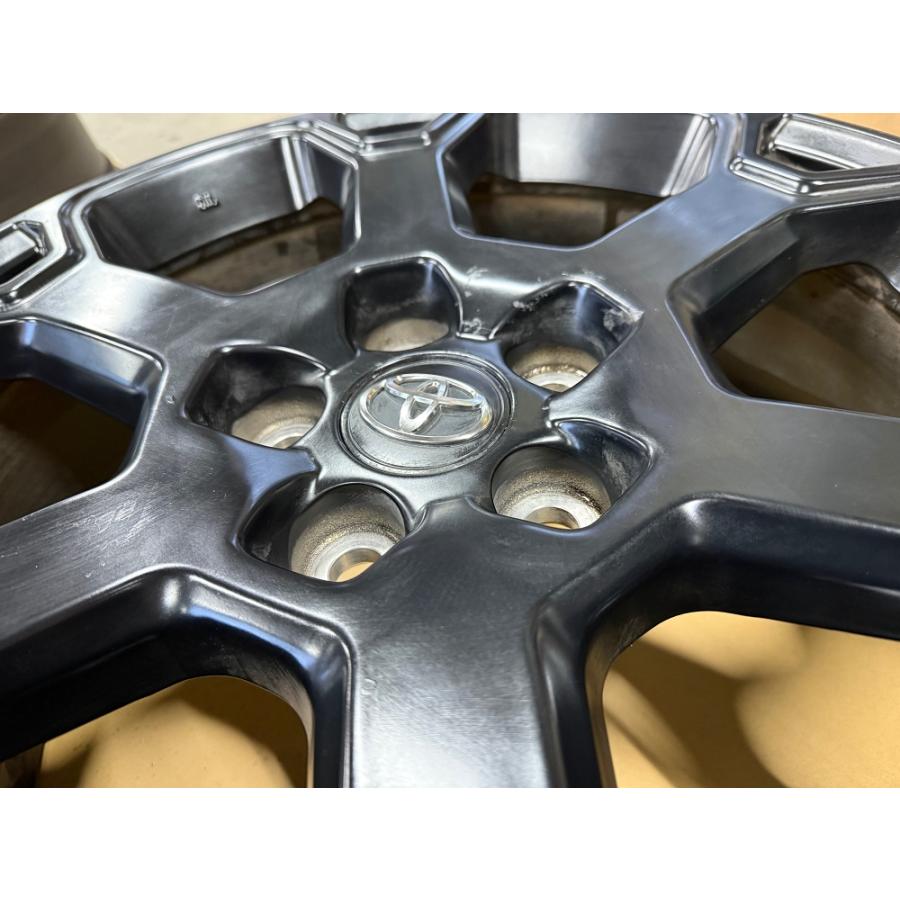 029【中古品】RAV4 オフロードパッケージ(1本一ヶ所がり傷) 18×7.0J