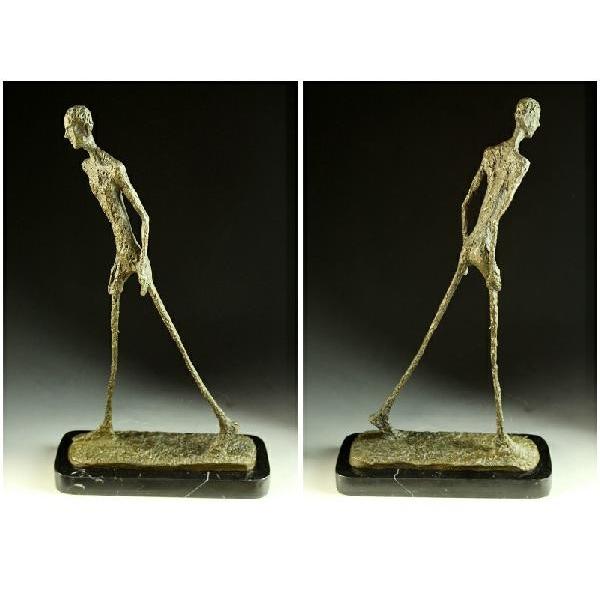 送料無料大型ブロンズ像 歩く男 ジャコメッティ 45cm 名品