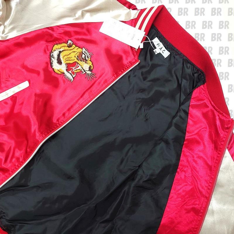 新主己】 虎（タイガー） 刺繍スカジャン レッド （M・L・LL） JAPAN