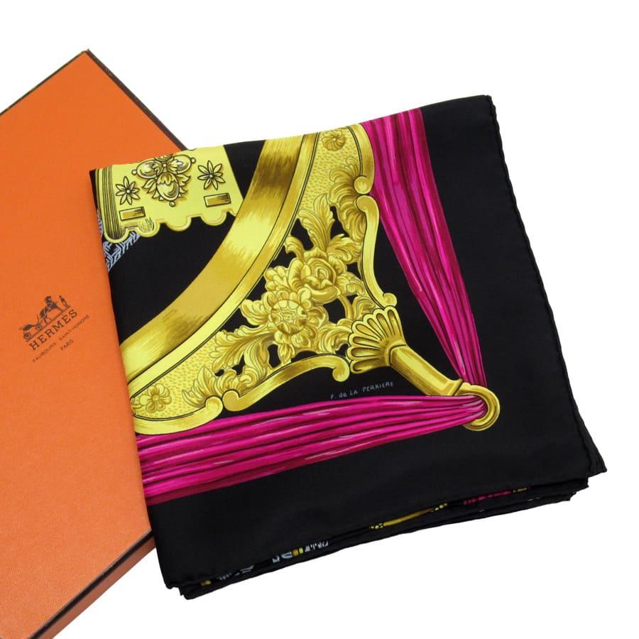 HERMES（エルメス） スカーフ カレ90 ETRIERS 鎧 100％シルク ブラック