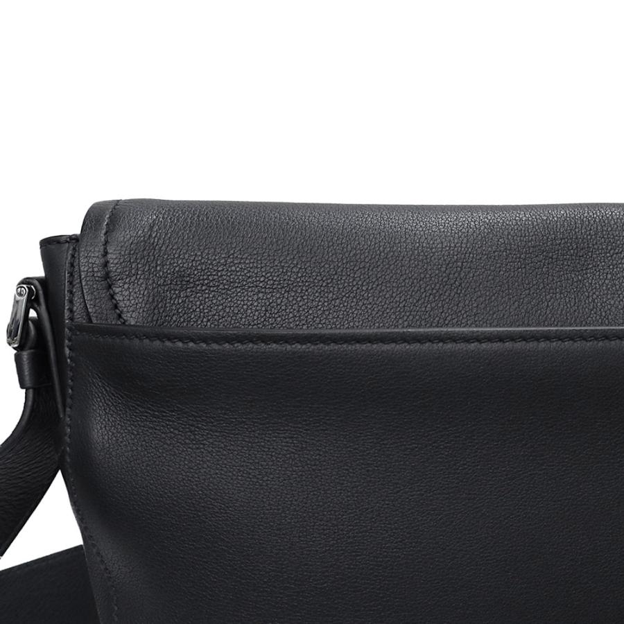 PRADA（プラダ） （未使用 展示品）プラダ ショルダーバッグ 斜め掛け