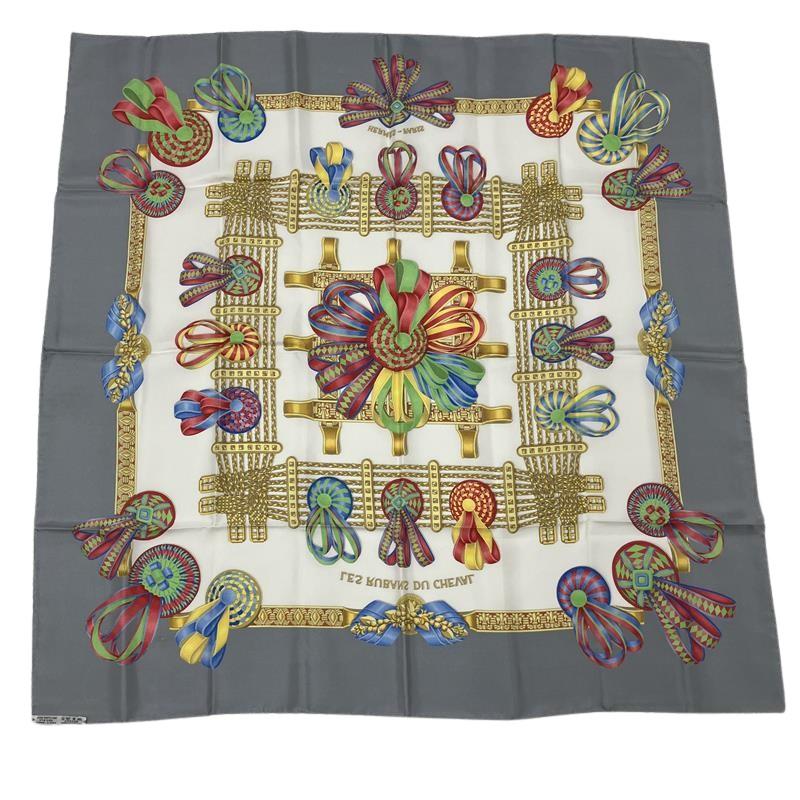 HERMES（エルメス） カレ90 LES RUBANS DU CHEVAL 馬のリボン飾り