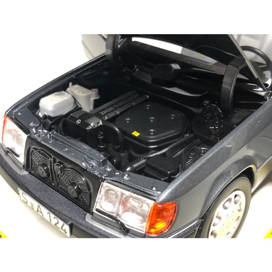 norev 1/18 Mercedes Benz 300 CE Convertible 1992 pearl grey