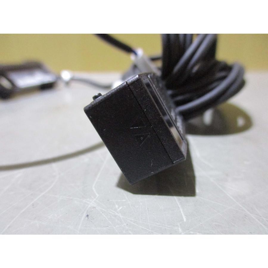 中古 KEYENCE LV-S62/LV-11SB 小型デジタルレーザセンサ ヘッド