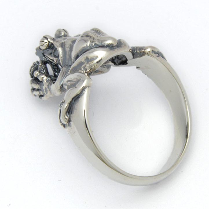 銀の蛙と王冠の指輪 カエルの王さまリング シルバー925 銀 silver925