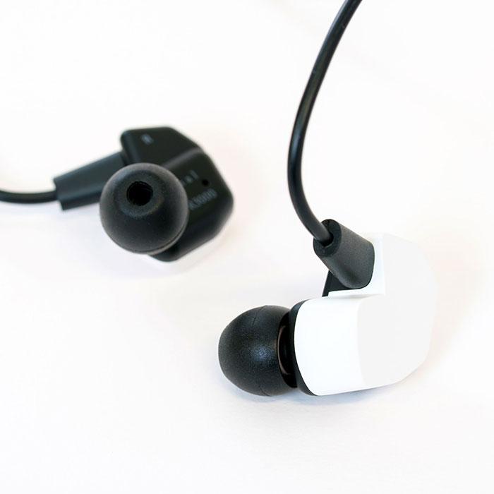 final VR3000 for Gaming eイヤホン限定カラー ホワイト＆ブラック