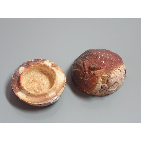 信楽焼 蟹香合 高橋光三造（五代高橋楽斎） 共箱 : 茶道具商 越中屋