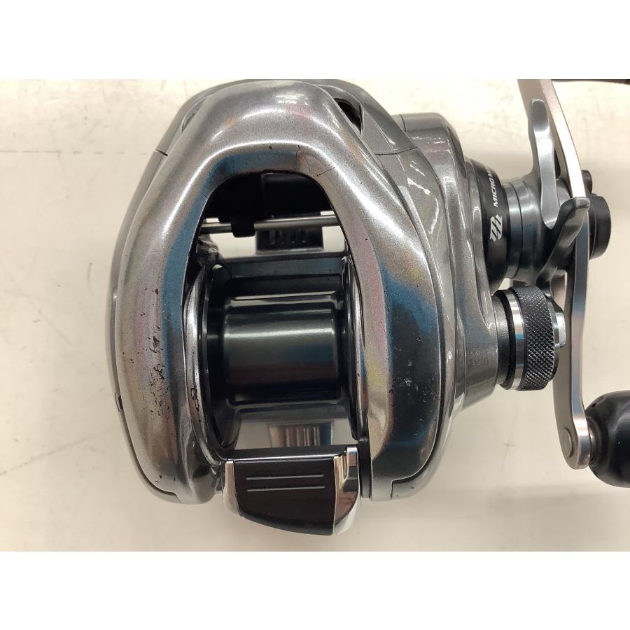 シマノ（SHIMANO） 中古 ベイトリール 15メタニウムDC 右 【中古B