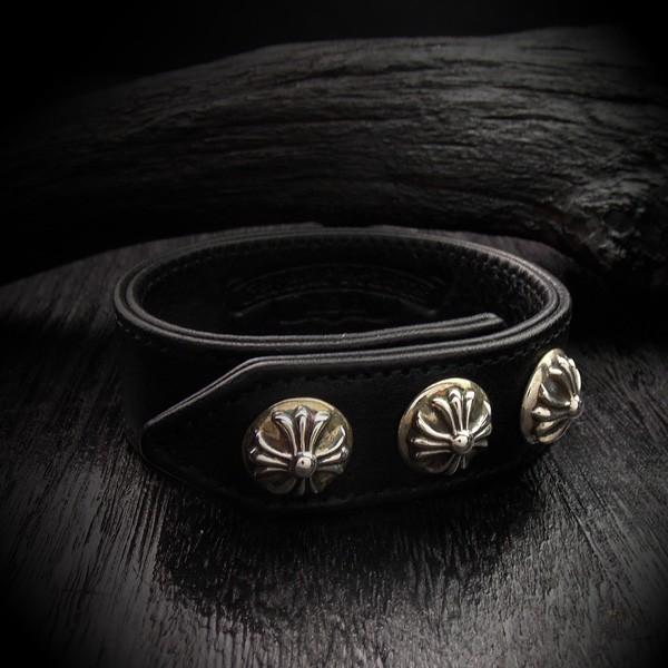 CHROME HEARTS（クロムハーツ） 3ボタン 2スナップ レザーブレスレット