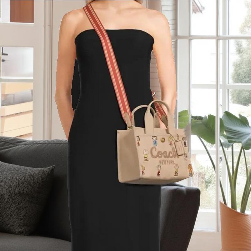 COACH（コーチ） COACH x ピーナッツ コラボ スヌーピー トート バッグ