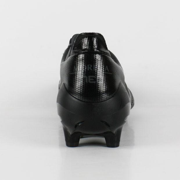 MIZUNO（ミズノ） モレリア NEO 2 β ブラックアウト 【MIZUNO|ミズノ