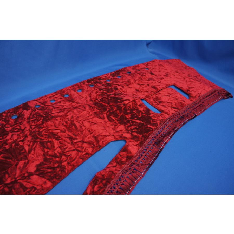 17スーパーグレート用 チンチラ ダッシュマット レッド : トラック