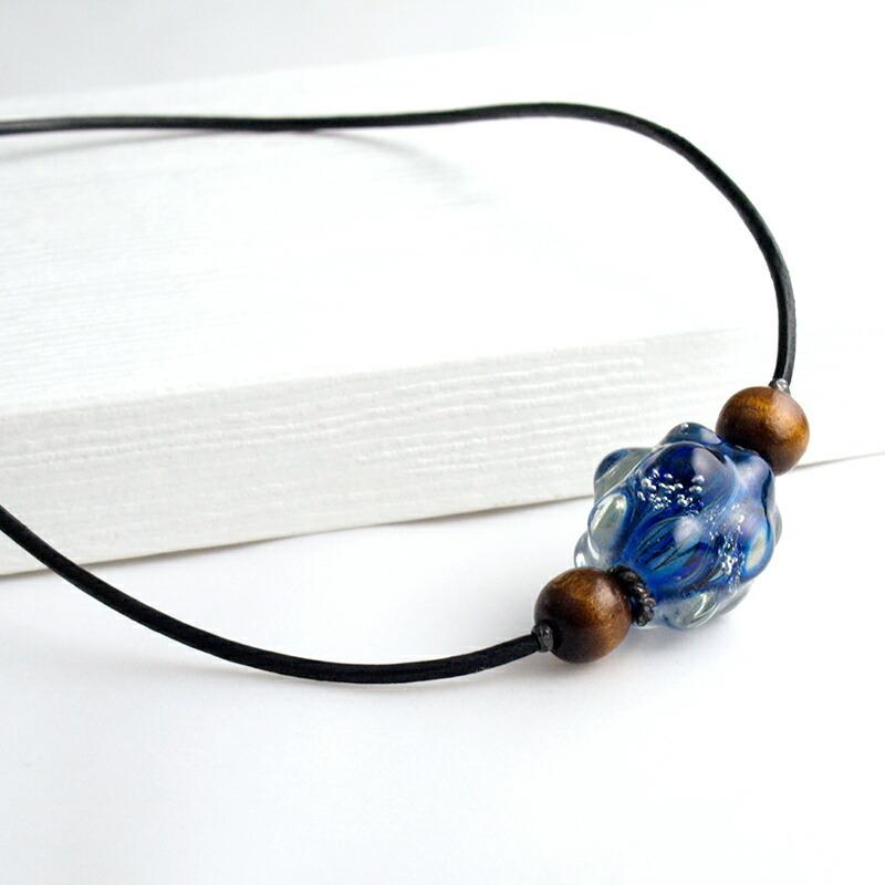 Cosmo 革紐 ネックレス」トンボ玉 ネックレス ガラス 星 メンズ ユニ