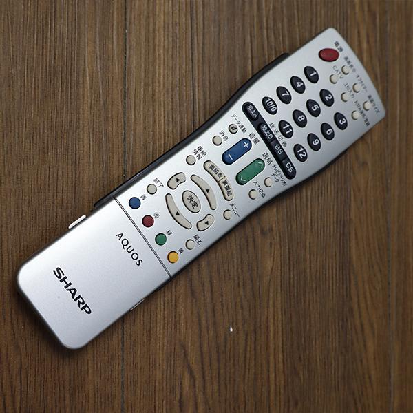 SHARP（シャープ） 爆買 中古 液晶テレビ 一人暮らし 20V 寝室 明るさ
