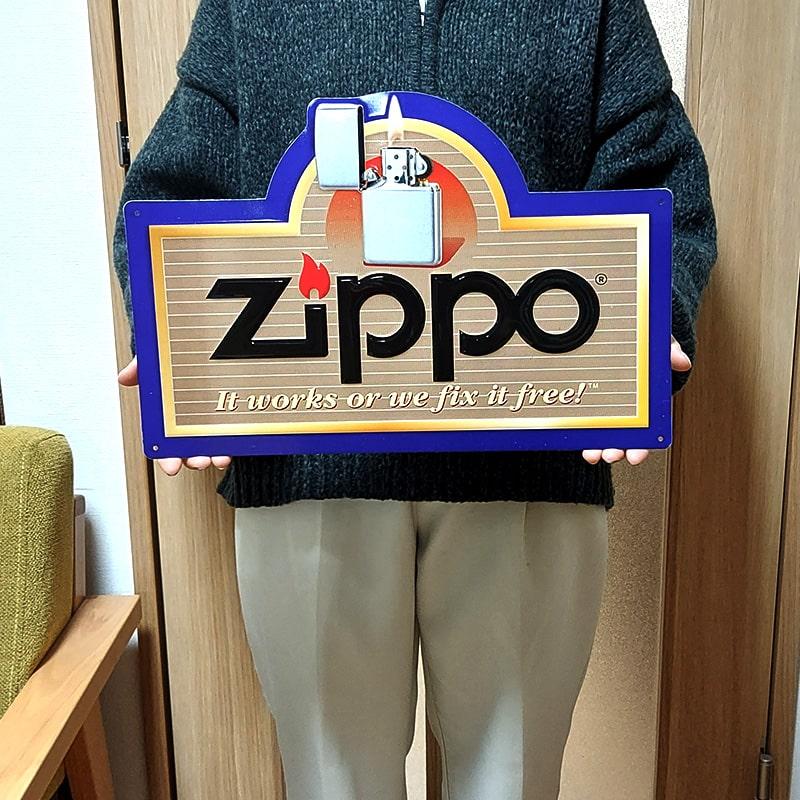 アメリカン レトロ ブリキ看板 ZIPPO 正規品 エンボスメタルサイン