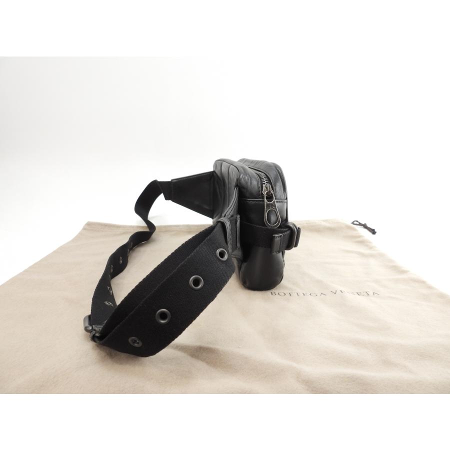BOTTEGA VENETA（ボッテガ・ヴェネタ） ボディバッグ小 イントレ