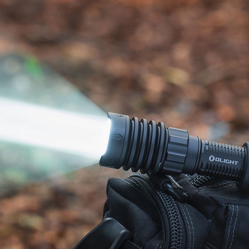 OLIGHT(オーライト) WARRIOR X 4 led タクティカルライト充電式 2600