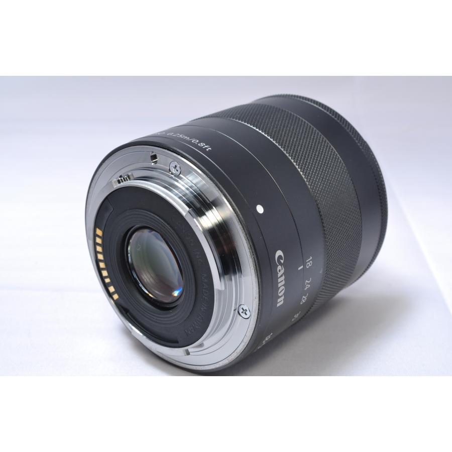 EOS M キヤノン Canon ミラーレス一眼 レンズキット レッド 中古