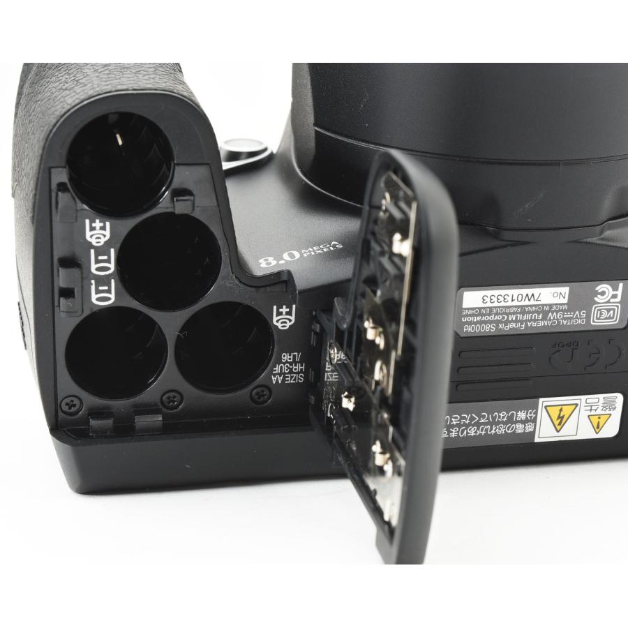 FinePix デジタルカメラ フジフイルム コンデジ FUJIFILM S8000fd 中古