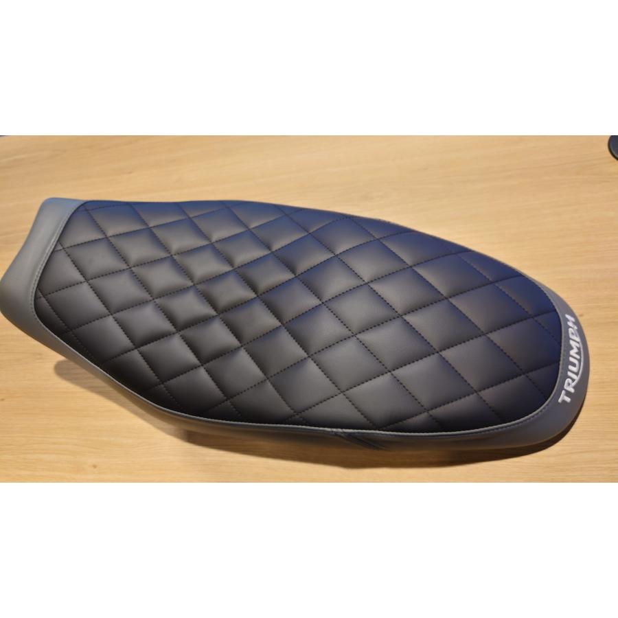 TRIUMPH トライアンフ純正 キルティングシート 36ta0052 : アンフィニ