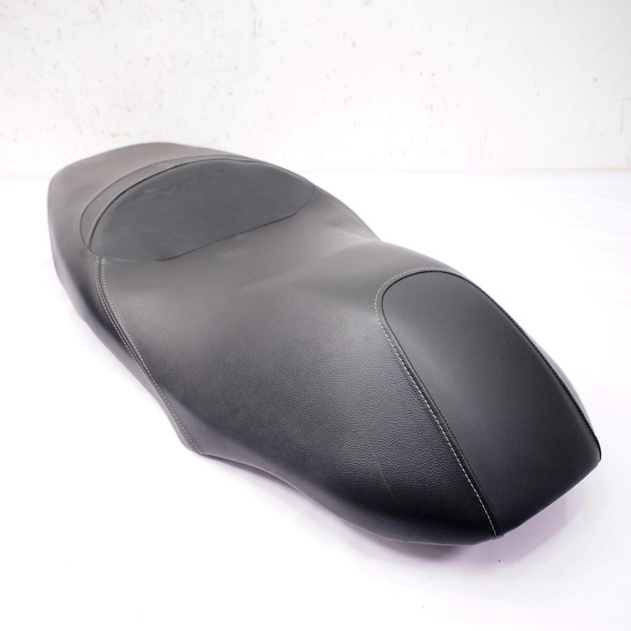 Xマックス250 SG42J純正シート メインシート ノーマル エンブレム付B74