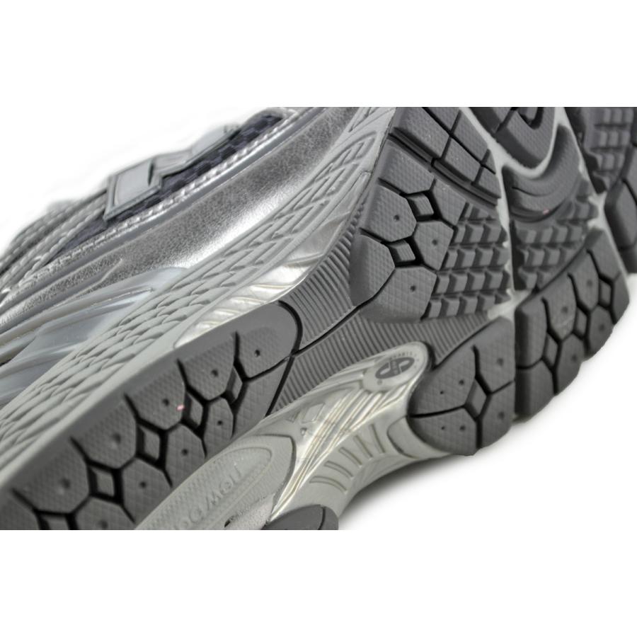 New Balance（ニューバランス） NEW BALANCE M1906REH width D SILVER