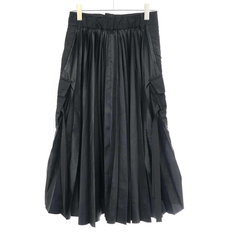 sacai（サカイ） 24SS ドッキングナイロンミリタリープリーツスカート