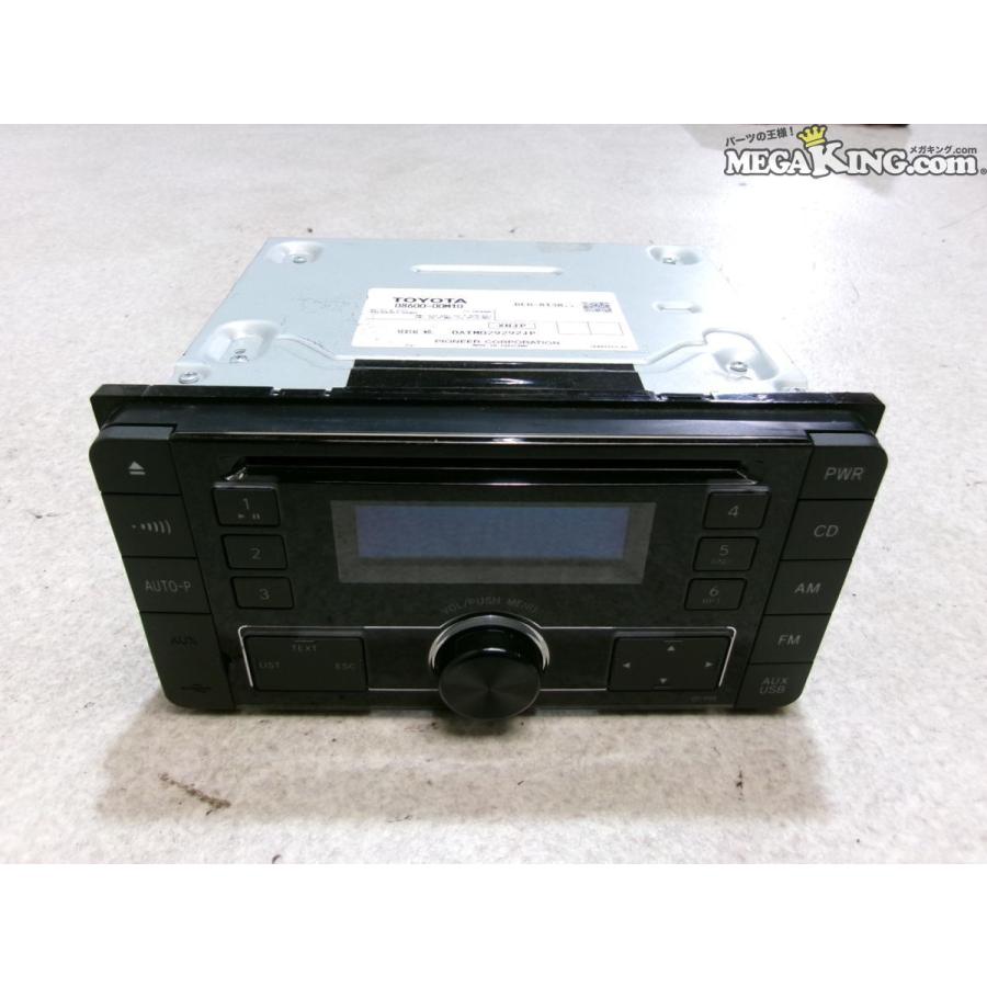 トヨタ 純正 DEH-8138ZT CDデッキ プレーヤー オーディオ 2DIN USB AUX