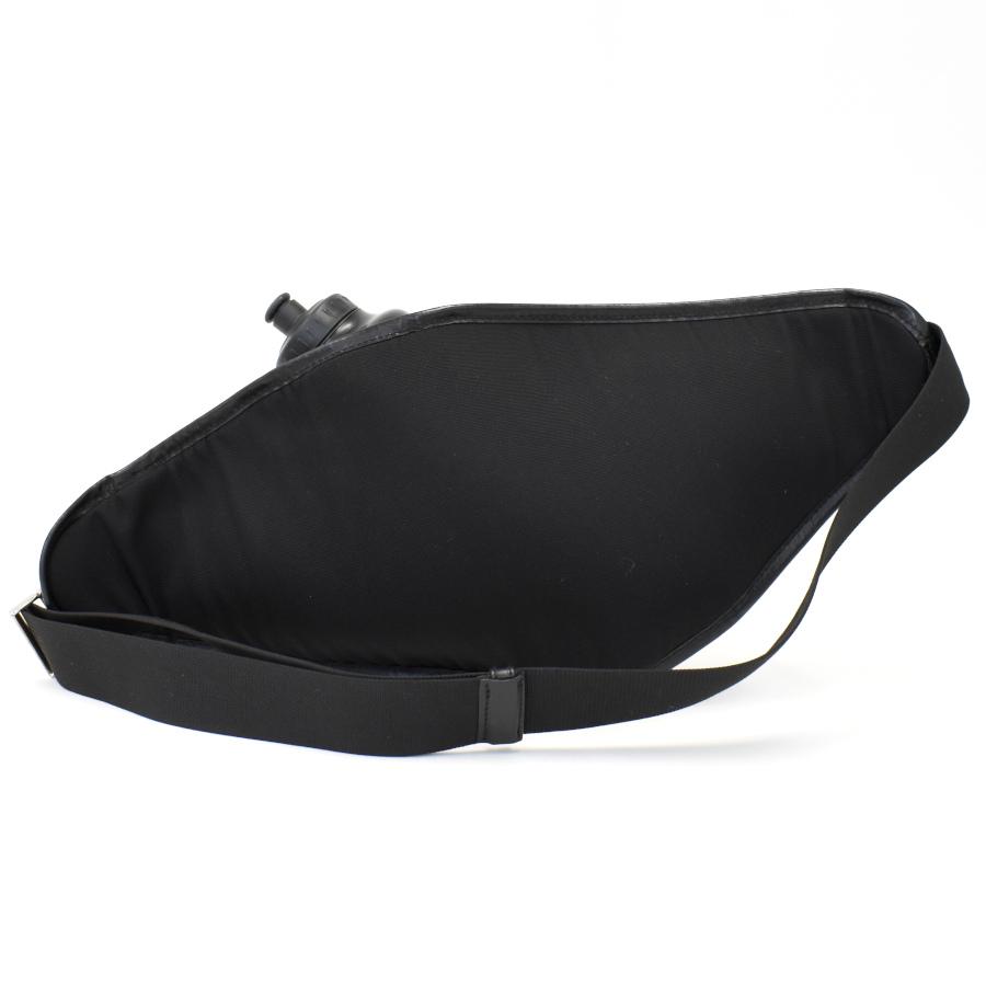 GUCCI（グッチ） ウエストポーチ ボディバッグ ショルダー ボトル