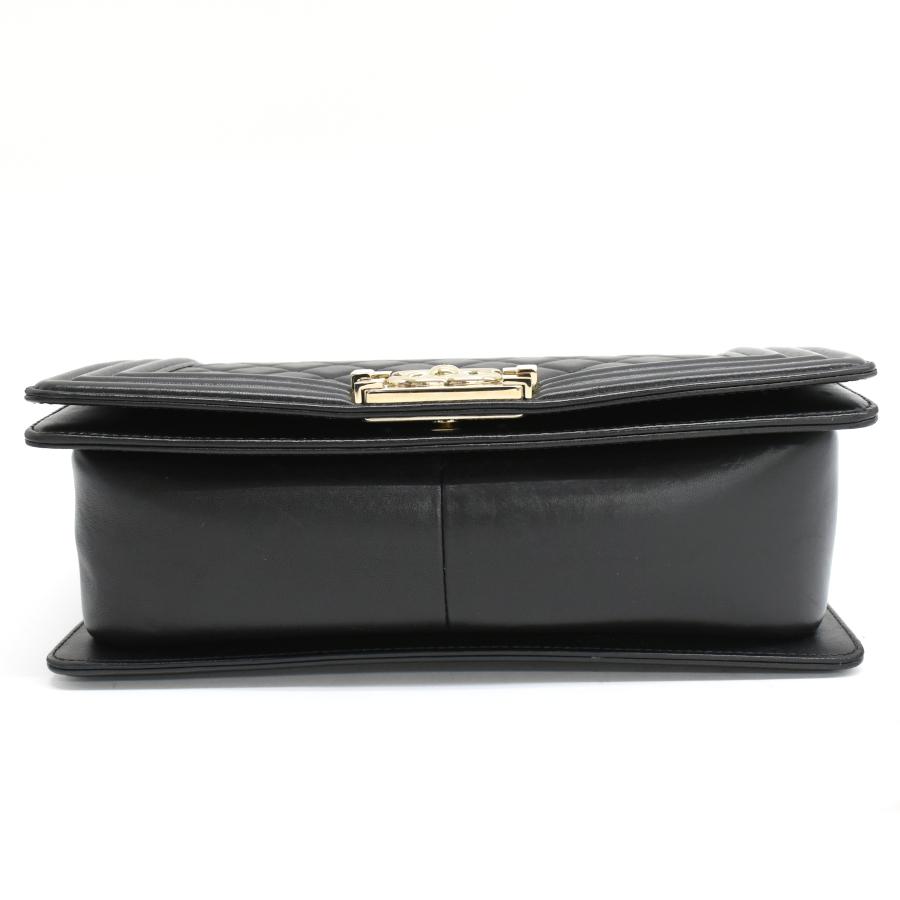 BOY CHANEL シャネル チェーンショルダーバッグ ボーイシャネル
