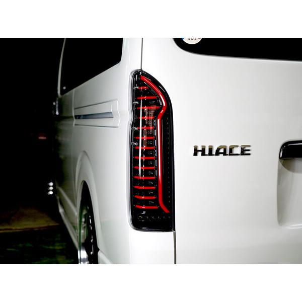 ハイエース 200系 オープニングモーション シーケンシャルウインカー