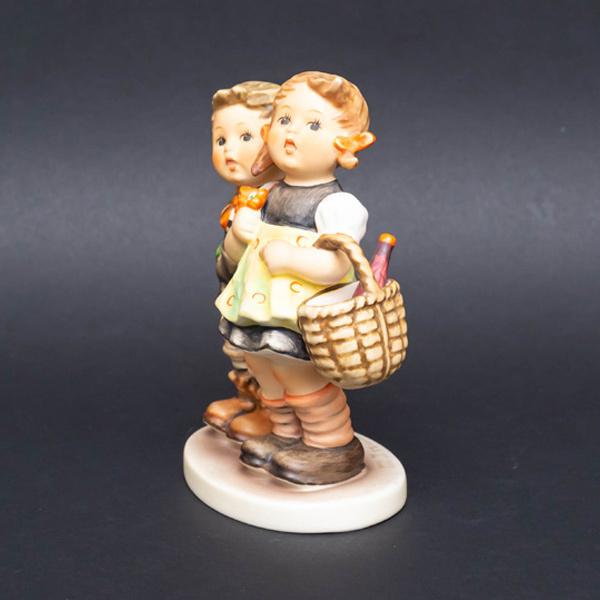 ゲーベル フンメル人形 『To Market（市場に）』※箱付 : SELECTORS