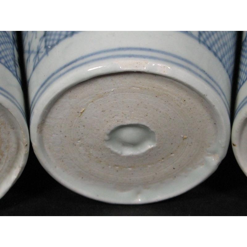 古伊万里 染付 石畳地文 市松文 見込み昆虫文 蛇の目高台 縁紅 蕎麦