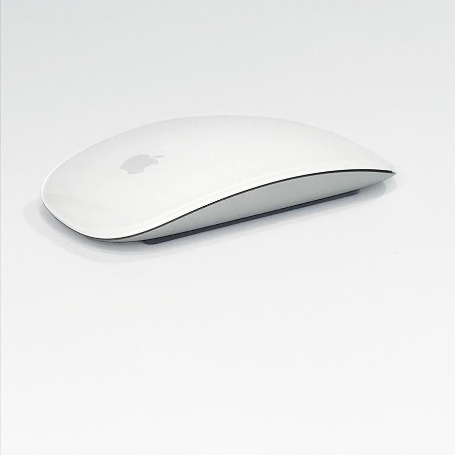 Apple 純正品 Magic Mouse シルバー （ Multi-Touch対応 ） マウス