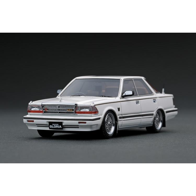 イグニッション 1/43 日産 グロリア Y30 4ドア ハードトップ ブロアム