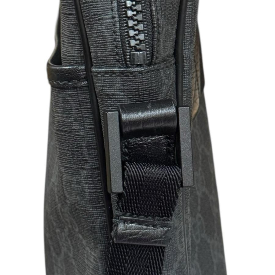 GUCCI（グッチ） メッセンジャーバッグ GGスプリーム ショルダーバッグ