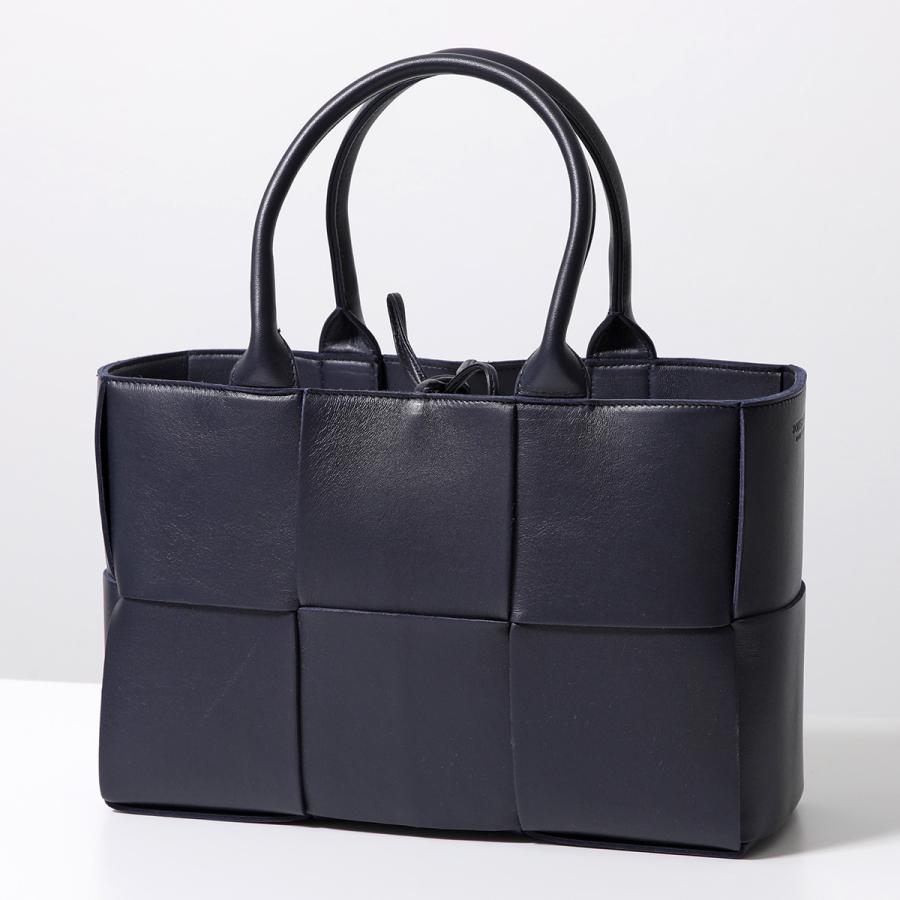 BOTTEGA VENETA（ボッテガ・ヴェネタ） トートバッグ SMALL ARCO