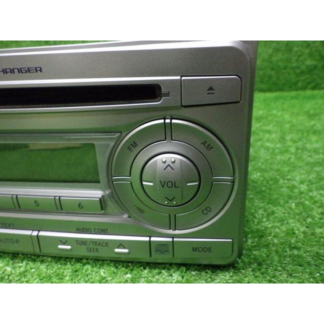 トヨタ（TOYOTA） 純正 CHN-W55 CD チェンジャー ラジオ 2DIN