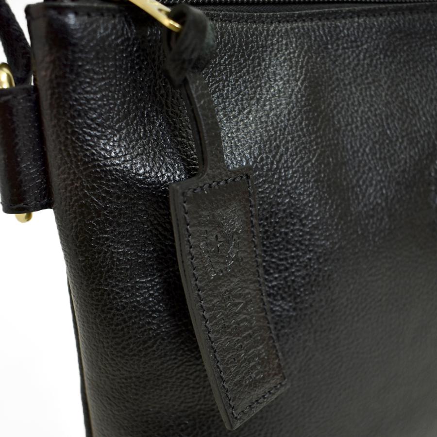 IL BISONTE（イルビゾンテ） ショルダーバッグ クロスボディバッグ