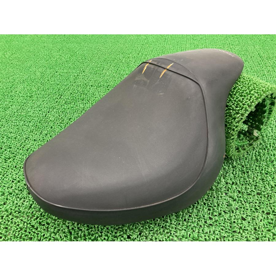 ホンダ（HONDA） マグナ50 シート 純正 中古 バイク 部品 AC13 MAGNA