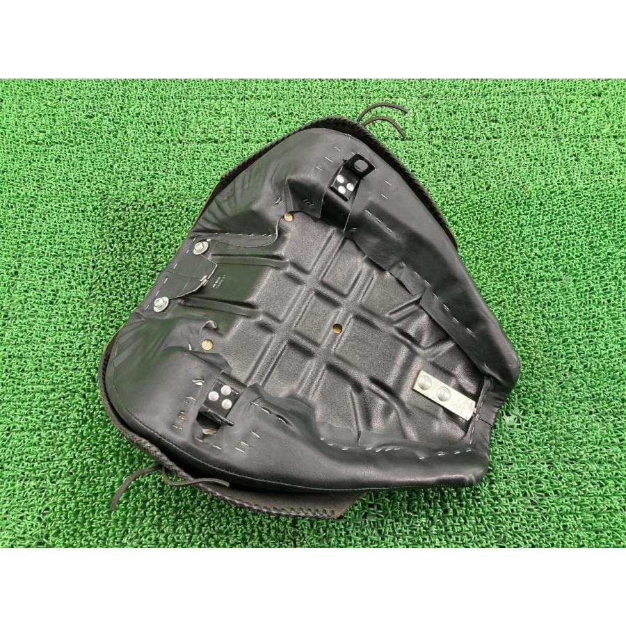 FLSTC フロントシート ハーレー 純正 中古 バイク 部品 エボ EVO