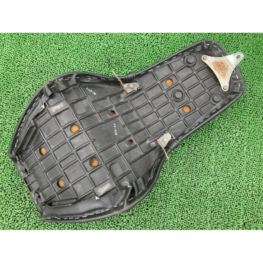 ホンダ（HONDA） Vツインマグナ250 シート KCR MC29-1012*** 純正 中古