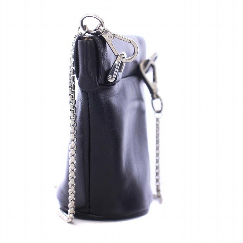 PRADA（プラダ） ナッパレザー ミニ ネックレスポーチ 三角プレート 黒