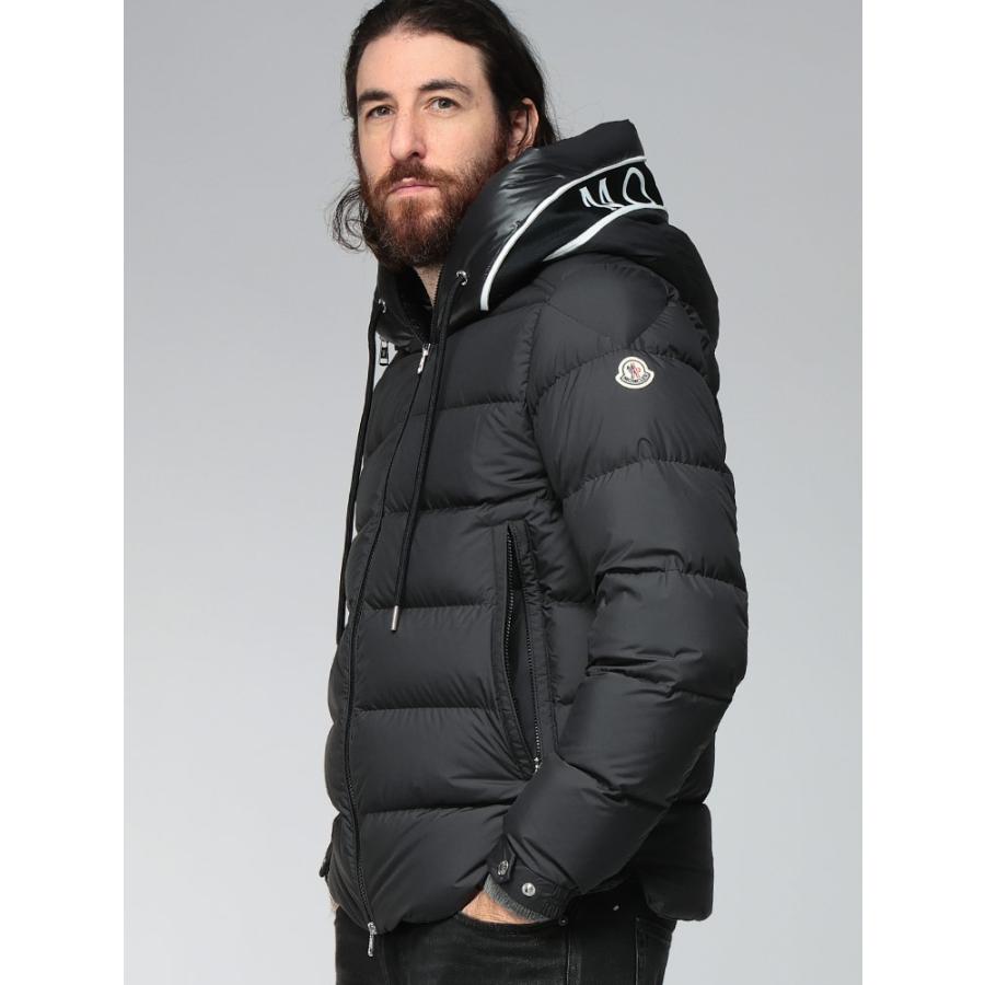 MONCLER（モンクレール） ダウン アウター メンズ フード ジップロゴ