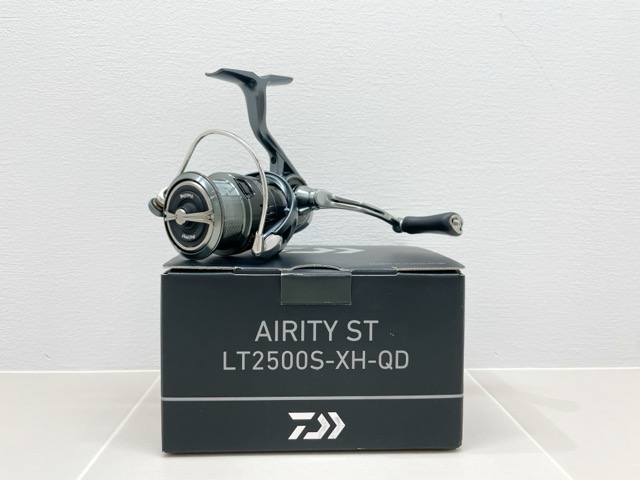 DAIWA（釣り） 23 エアリティ ST LT2500S-XH-QD スピニングリール - 最